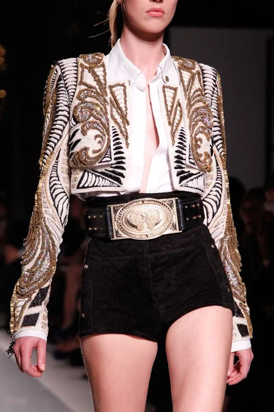 Look 56